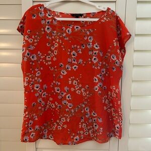 Banana Republic red floral short sleeve blouse
